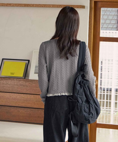 CHAN ME(チャンミ)の「裾レースケーブルカーディガン(カーディガン/ボレロ・レディース・グレー/ブラック・MEDIUM/LARGE/X-LARGE)」の7枚目の写真