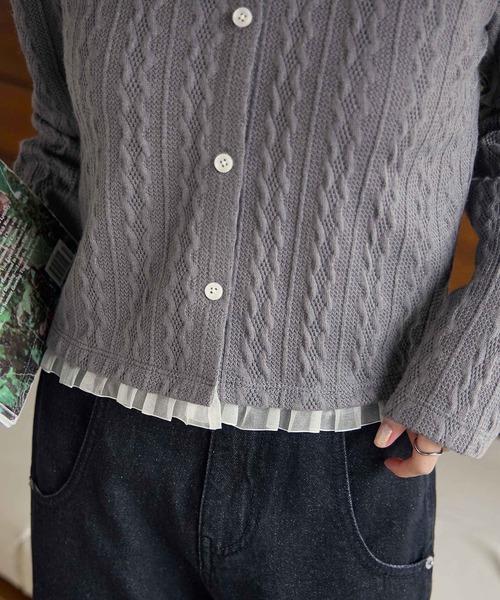 CHAN ME(チャンミ)の「裾レースケーブルカーディガン(カーディガン/ボレロ・レディース・グレー/ブラック・MEDIUM/LARGE/X-LARGE)」の10枚目の写真