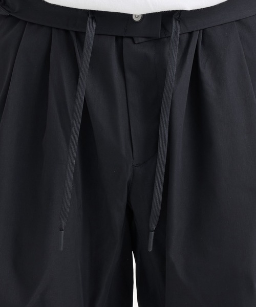 WHITE MOUNTAINEERING(ホワイトマウンテニアリング)の「【White Mountaineering / ホワイトマウンテニアリング】 2 TUCK MOTORCYCLE PANTS(その他パンツ・メンズ・ブラック・2/1/0)」の12枚目の写真