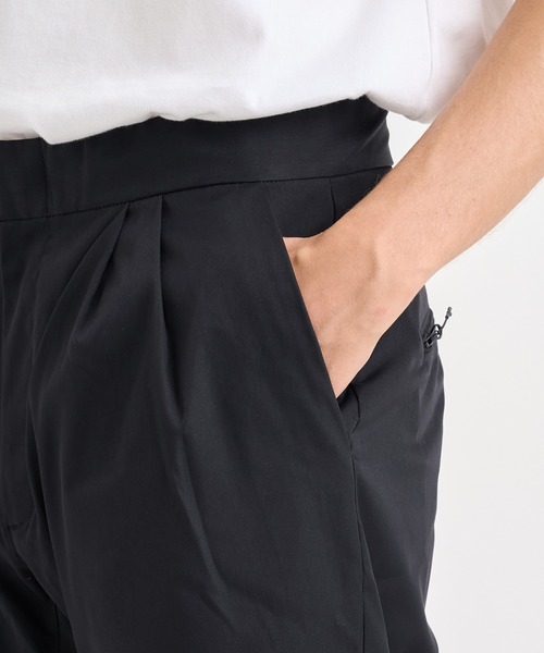 WHITE MOUNTAINEERING(ホワイトマウンテニアリング)の「【White Mountaineering / ホワイトマウンテニアリング】 2 TUCK MOTORCYCLE PANTS(その他パンツ・メンズ・ブラック・2/1/0)」の13枚目の写真