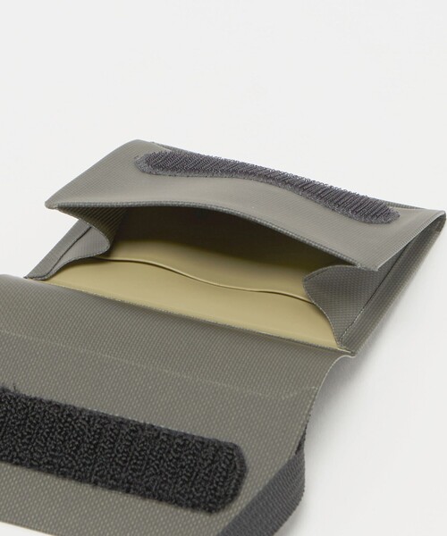THE NORTH FACE（ザノースフェイス）の「＜THE NORTH FACE＞ミニホルダー ポーチ コインケース（コインケース・メンズ・ブラック/オリーブ・FREE）」の3枚目の写真