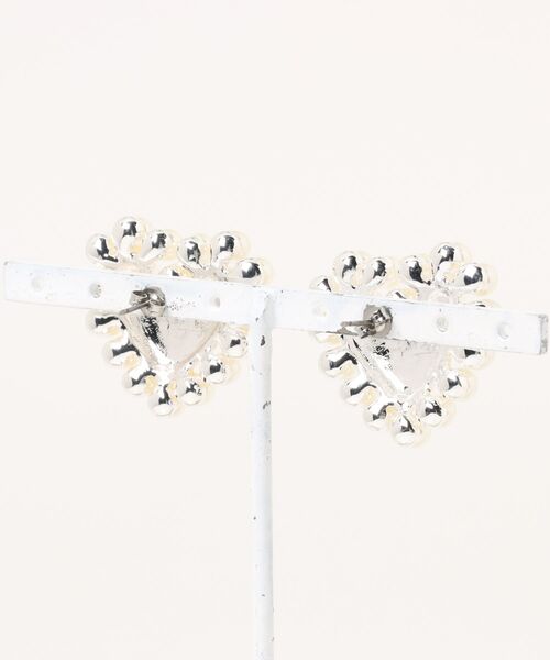 RODEO CROWNS WIDE BOWL（ロデオクラウンズワイドボウル）の「フェイクパールフレームハートピアス（ピアス（両耳用）・レディース・シルバー/ゴールド・FREE）」の11枚目の写真