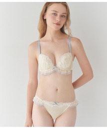 PEACH JOHN（ピーチジョン）の「NEWセーラームーンなりきりブラ