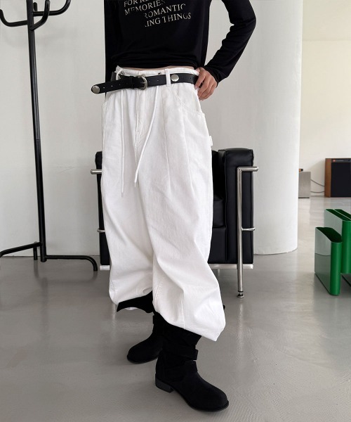 4INT.(フォイント)の「カーペンター バルーン コットン ストリング ワイド パンツ(その他パンツ・レディース・ホワイト/ブラック/カーキ・S/M/L)」の9枚目の写真