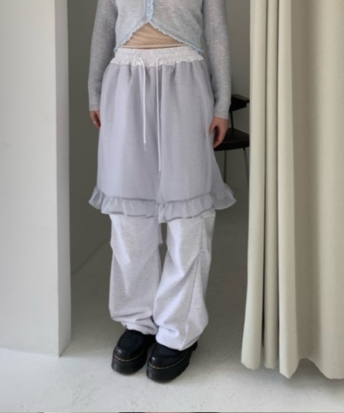 Vipoa(ヴィポア)の「chiffon layered sweat pants(スウェットパンツ・レディース・ブラック/グレー・FREE)」の2枚目の写真