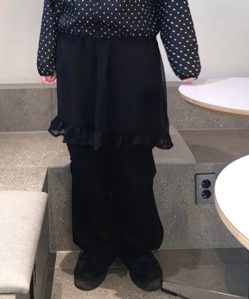 Vipoa(ヴィポア)の「chiffon layered sweat pants(スウェットパンツ・レディース・ブラック/グレー・FREE)」の3枚目の写真