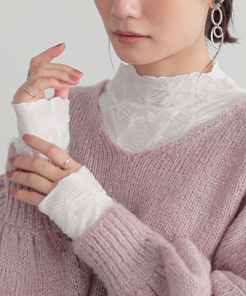 n'OrLABEL(ノアールレーベル)の「ジャカード切替ボトルネックカットソー(Tシャツ/カットソー・レディース・オフホワイト/ブラック/ブルーグリーン・1/2)」の2枚目の写真