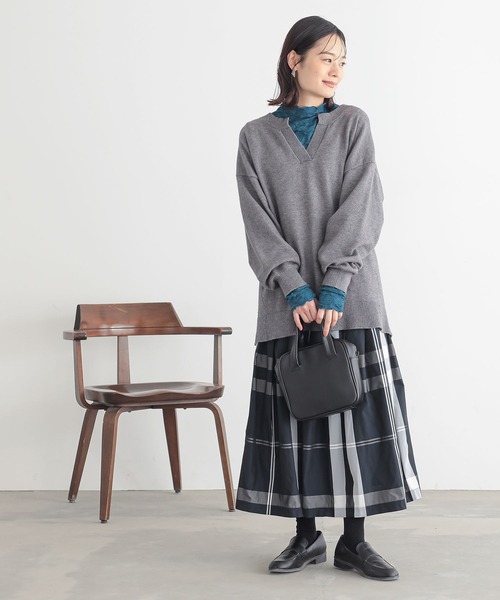 n'OrLABEL(ノアールレーベル)の「ジャカード切替ボトルネックカットソー(Tシャツ/カットソー・レディース・オフホワイト/ブラック/ブルーグリーン・1/2)」の22枚目の写真