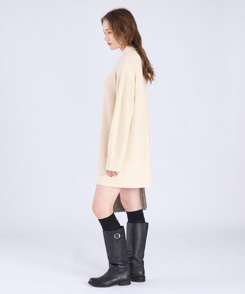 To b. by agnes b.（トゥービーバイアニエスベー）の「ボトルネック ニット ワンピース（ワンピース・レディース・ホワイト系その他・FREE）」の2枚目の写真