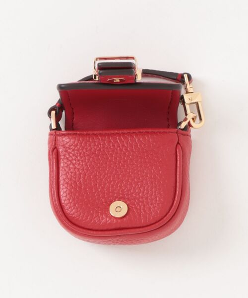 MICHAEL KORS（マイケルコース）の「ZOE ペブルレザー エアポッズ ケース for Apple Airpods Pro(R)（ヘッドフォン/イヤホン・レディース・レッド系・FREE）」の5枚目の写真