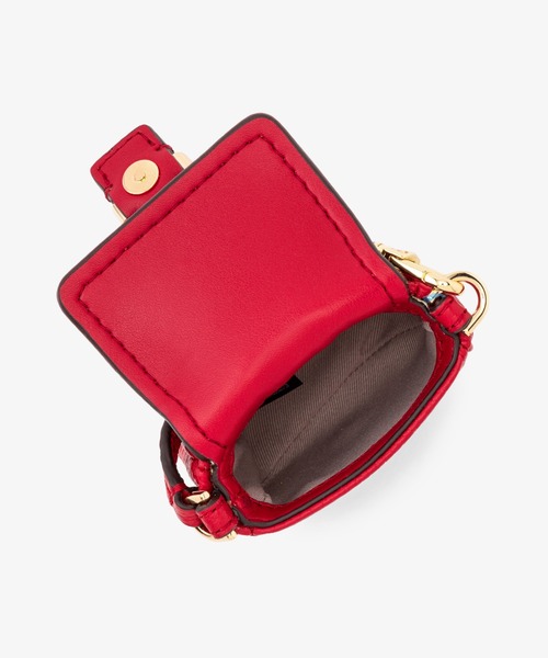 MICHAEL KORS（マイケルコース）の「ZOE ペブルレザー エアポッズ ケース for Apple Airpods Pro(R)（ヘッドフォン/イヤホン・レディース・レッド系・FREE）」の2枚目の写真