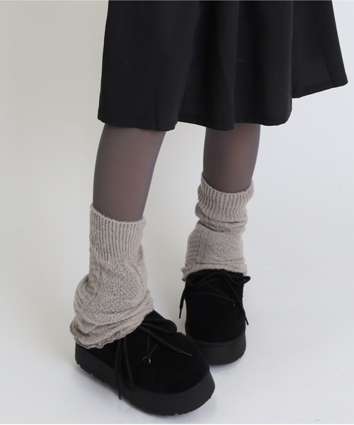 Vini(ヴィニ)の「裏起毛タイツ(0℃~20℃対応)(タイツ/ストッキング・レディース・ブラック/ブラウン/ブラック×ベージュ/チャコールグレー/ベージュ・FREE)」の16枚目の写真