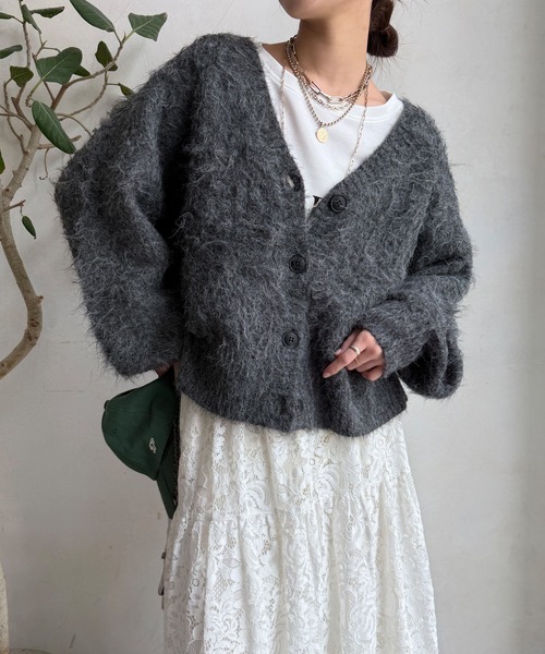 DouDou（ドゥドゥ）の「【WEB限定】シャギーVカーディガン（カーディガン/ボレロ・レディース・ネイビー/チャコールグレー/ブラウン・FREE）」の9枚目の写真