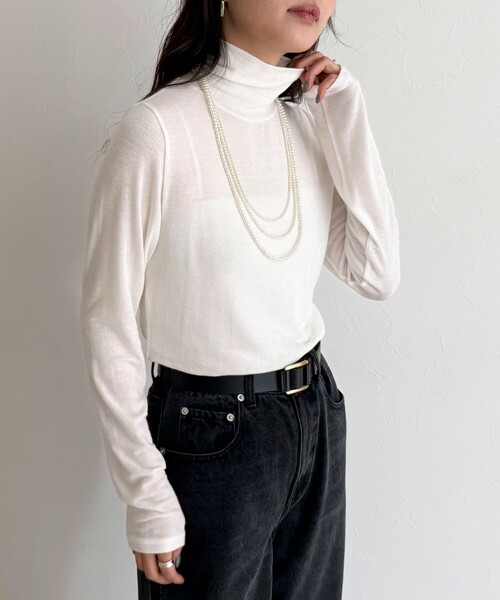 fredy emue（フレディエミュ）の「ウールブレンドシアータートルプルオーバー（その他トップス・レディース・ライトグレー/ブラック/グレイッシュベージュ/ブラック系その他/オフホワイト・38）」の6枚目の写真