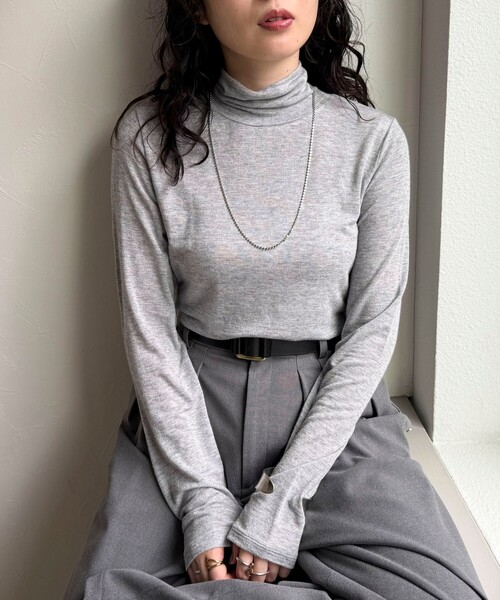 fredy emue（フレディエミュ）の「ウールブレンドシアータートルプルオーバー（その他トップス・レディース・ライトグレー/ブラック/グレイッシュベージュ/ブラック系その他/オフホワイト・38）」の12枚目の写真