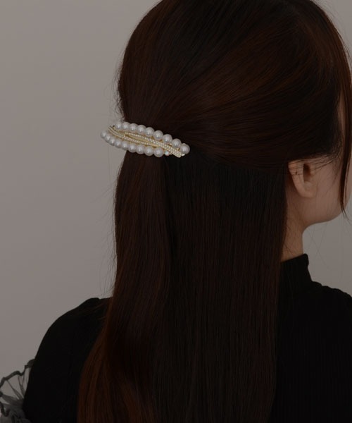 VIBGYOR Women(ヴィブジョー ウィメン)の「【resonance】キラキラ ラインストーン×パール ヘアバレッタ【オケージョン】(バレッタ/ヘアクリップ・レディース・ゴールド/シルバー・FREE)」の3枚目の写真