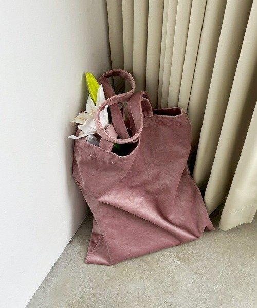 IMARI(イマリ)の「【 IMARI / イマリ 】 ベーシック ベロア バッグ #(トートバッグ・レディース・ブルー/ブラック/グリーン/ピンク・FREE)」の8枚目の写真