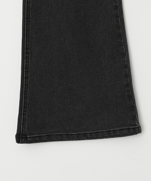 RONRON(ロンロン)の「BACK HEART STITCH POCKET BOOTSCUT DENIM SPAN PANTS GREY(デニムパンツ・レディース・その他・SMALL/MEDIUM)」の5枚目の写真