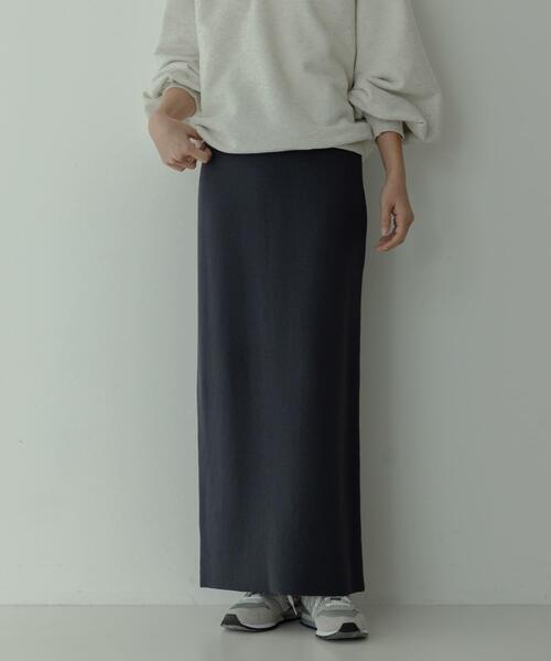 URBAN RESEARCH Sonny Label(アーバンリサーチサニーレーベル)の「『WEB限定』『毛玉防止』ミラノリブIラインニットスカート(スカート・レディース・チャコールグレー/ブラック/アイボリー・FREE)」の1枚目の写真