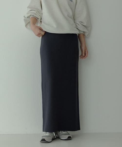 URBAN RESEARCH Sonny Label(アーバンリサーチサニーレーベル)の「『WEB限定』『毛玉防止』ミラノリブIラインニットスカート(スカート・レディース・チャコールグレー/ブラック/アイボリー・FREE)」の13枚目の写真