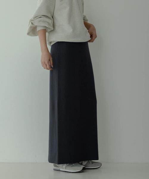 URBAN RESEARCH Sonny Label(アーバンリサーチサニーレーベル)の「『WEB限定』『毛玉防止』ミラノリブIラインニットスカート(スカート・レディース・チャコールグレー/ブラック/アイボリー・FREE)」の14枚目の写真
