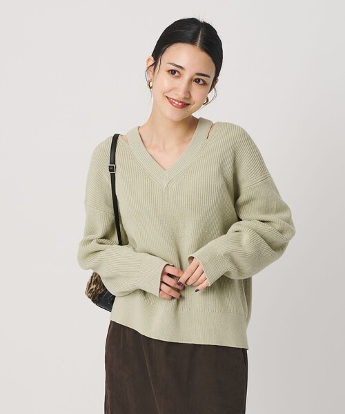 セール】アゼ スリットVネック ニットプルオーバー ウォッシャブル