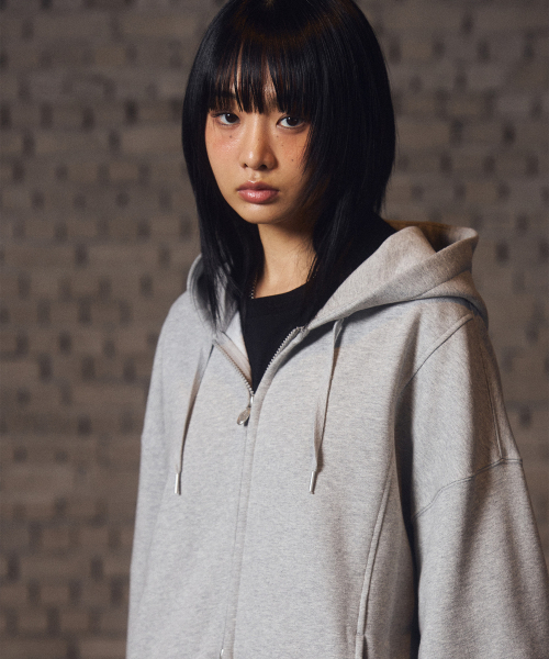 F.ILLUMINATE(フィルミネイト)の「ラウンドインシジョンフードジップアップ-メランジグレー(パーカー・レディース・その他・MEDIUM/LARGE/SMALL)」の3枚目の写真