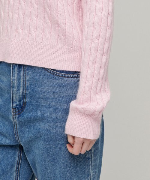 MUSINSA STANDARD WOMAN（ムシンサスタンダードウーマン）の「ウィメンズアンゴラブレンドケーブルクルーネックニット[ピンク]（ニット/セーター・レディース・その他・MEDIUM/X-SMALL/SMALL/LARGE）」の6枚目の写真