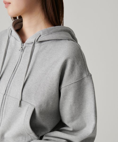MUSINSA STANDARD WOMAN（ムシンサスタンダードウーマン）の「ウィメンズボリュームクロップフードパーカージップアップ[ミディアムグレー]（パーカー・レディース・その他・SMALL/MEDIUM/LARGE/X-SMALL/X-LARGE）」の12枚目の写真