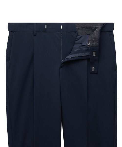 MUSINSA STANDARD（ムシンサスタンダード）の「軽量ワイド隠しバンディングスラックス[ネイビー]（スラックス・メンズ・その他・29/40/42/26/27/28）」の3枚目の写真