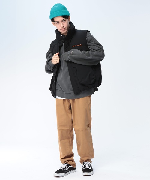 mihns closet（ミンズクローゼット）の「mihns closet (ミンズクローゼット) パデッド ストレッチ スタンドカラー 中綿ベスト（ダウンベスト・メンズ・ブラック/ホワイト・M/LL/L）」の4枚目の写真