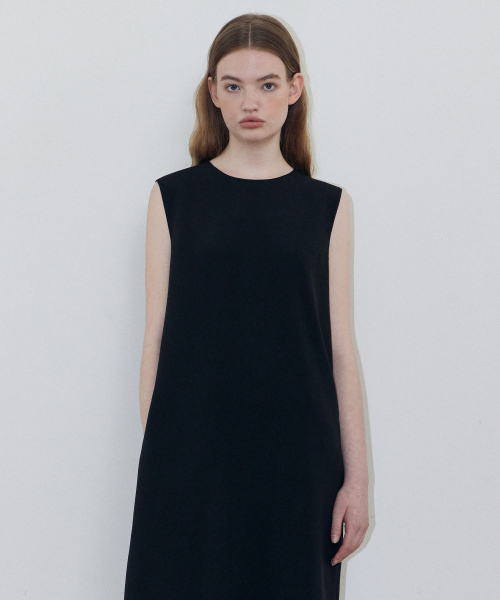 LADY VOLUME(レディーボリューム)の「ミディスリーブレスドレス (ブラック)(ワンピース・レディース・その他・SMALL/MEDIUM)」の2枚目の写真