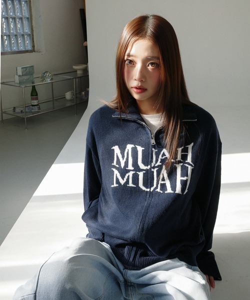 muahmuah（ムーアムーア）の「ジャカードニットジップカーディガン [5色]（ニット/セーター・レディース・グレー/クリーム/ベージュ/ネイビー/ブラウン・FREE）」の5枚目の写真