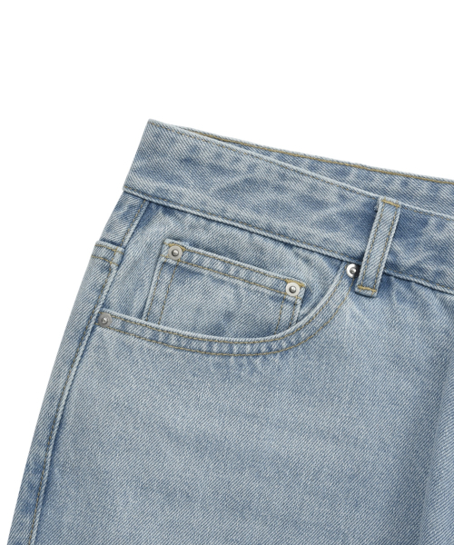 COVERNAT（カバーナット）の「ウォッシングデニムレギュラーパンツライトブルー（デニムパンツ・レディース・その他・SMALL/X-LARGE/X-SMALL/LARGE）」の5枚目の写真