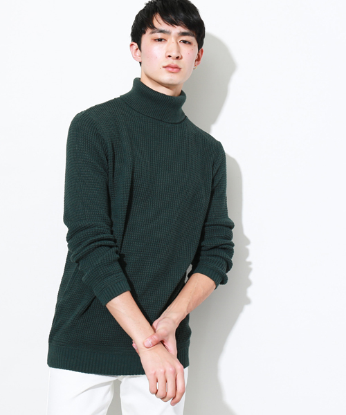 STUDIOUS（ステュディオス）の「【ZOZO限定】 STUDIOUSファインウールワッフルタートルネックニット（ニット/セーター・メンズ・ブラック/カーキ/ホワイト/ネイビー/グレー・2/1/3）」の4枚目の写真