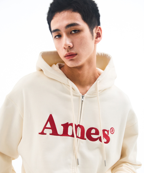 AMESWORLDWIDE（アメスワールドワイド）の「BASIC LOGO HOODIE ZIP UP CREAM（パーカー・レディース・その他・SMALL/MEDIUM/LARGE）」の7枚目の写真