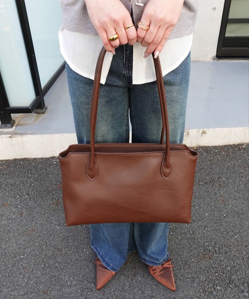 unnu（ユヌ）の「PUスクエアボストン（ボストンバッグ・レディース・ブラック/ダークブラウン・F）」の2枚目の写真