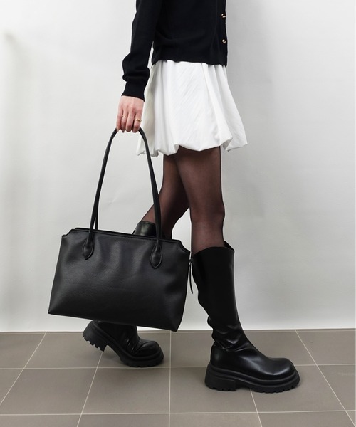 unnu（ユヌ）の「PUスクエアボストン（ボストンバッグ・レディース・ブラック/ダークブラウン・F）」の5枚目の写真