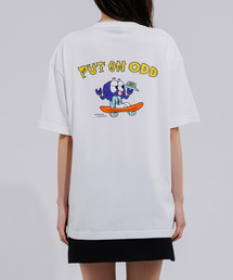 ODDSOCKS（オッドソックス）の「STREET フットオンオード 半袖Tシャツ ホワイト（Tシャツ/カットソー）」