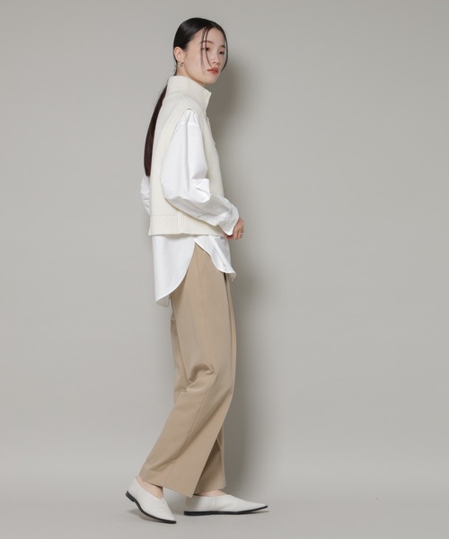 NANO universe（ナノユニバース）の「ワンタックセンタープレスストレートパンツ（スラックス・レディース・グレー/ブラック/ベージュ・FREE）」の17枚目の写真