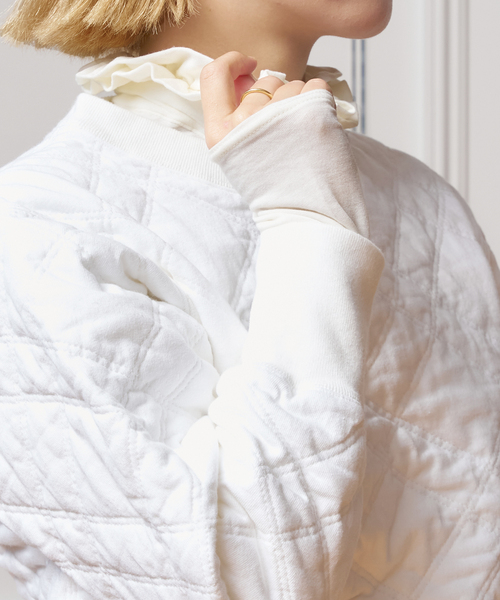 IENA LA BOUCLE（イエナラブークル）の「《追加》IENA LA BOUCLE フリルヘンリーネックカットソー（Tシャツ/カットソー・レディース・グレー・FREE）」の17枚目の写真