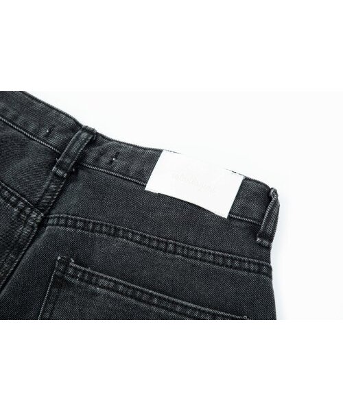 SALAD BAGUNI(サラダバグニ)の「Pin Tuck Wide Denim Jeans_black(デニムパンツ・レディース・その他・SMALL/MEDIUM)」の7枚目の写真