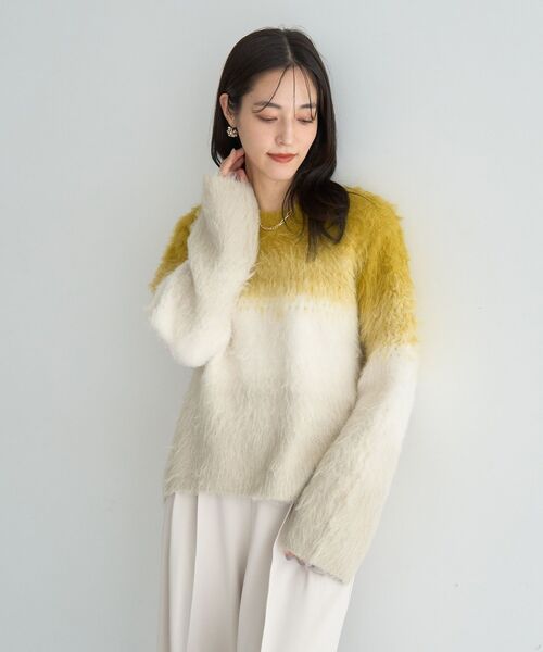 YECCA VECCA（イェッカヴェッカ）の「グラデーションシャギーニット（ニット/セーター・レディース・ブルー/イエロー/ラベンダー・FREE）」の3枚目の写真