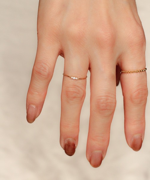 NOIR DE POUPEE（ノワールドプーペ）の「【WEB限定】K18vermeil ダイヤモンド 3石チェーンリング（リング・レディース・ゴールド・#3/#5/#7/#9/#11/#13/#15）」の5枚目の写真