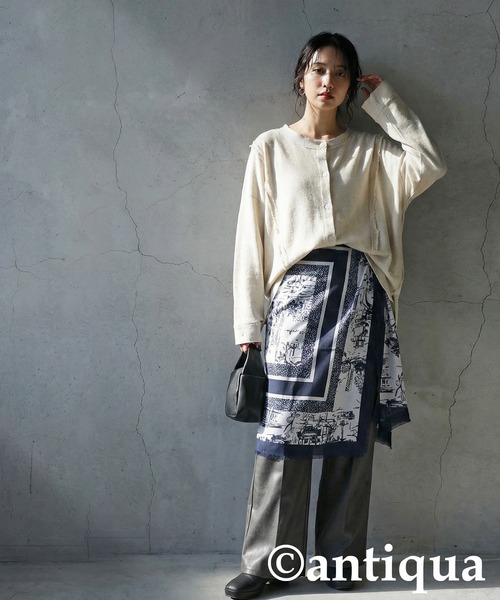 antiqua（アンティカ）の「街並み柄 大判スカーフ（ストール/ショール・レディース・ネイビー・FREE）」の14枚目の写真