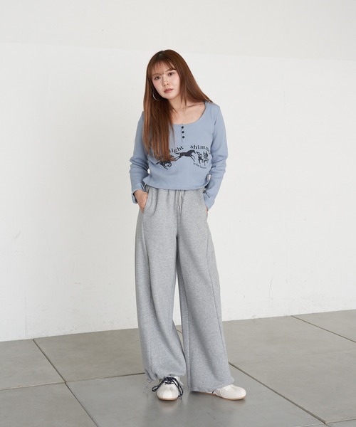 RAY CASSIN（レイカズン）の「インヒールスニーカー（スニーカー・レディース・ホワイト/ブラック/ベージュ・S/L/M）」の4枚目の写真