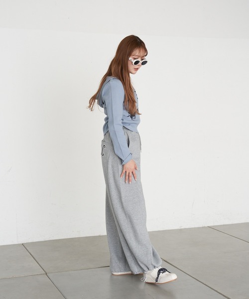 RAY CASSIN（レイカズン）の「インヒールスニーカー（スニーカー・レディース・ホワイト/ブラック/ベージュ・S/L/M）」の5枚目の写真