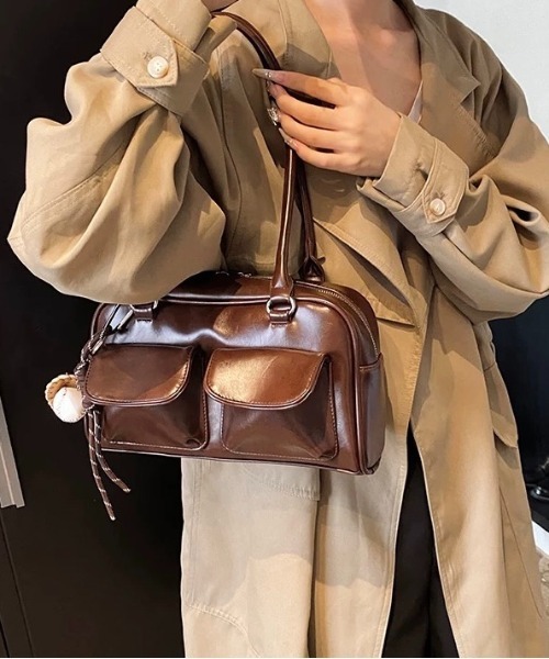 FINEnough(ファインナフ)の「アウトポケットミニボストンバッグ(ショルダーバッグ・レディース・シルバー/ブラック/ブラウン/レッド・FREE)」の21枚目の写真