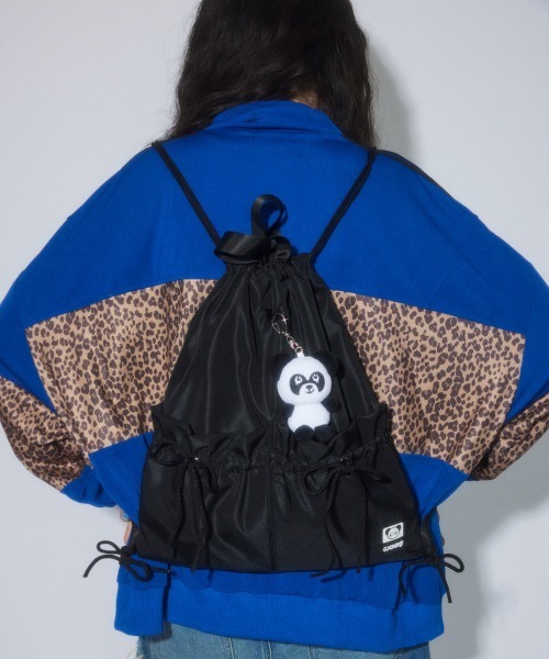 Candy Stripper（キャンディストリッパー）の「STAY WITH PEPE ナップサック（バックパック/リュック・レディース・ブラック・FREE）」の13枚目の写真