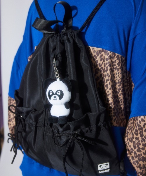 Candy Stripper（キャンディストリッパー）の「STAY WITH PEPE ナップサック（バックパック/リュック・レディース・ブラック・FREE）」の15枚目の写真